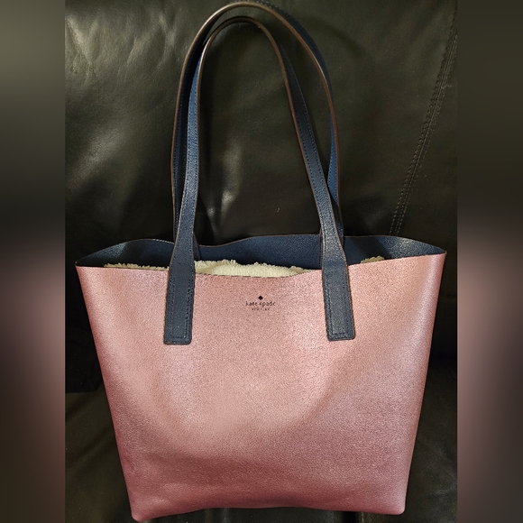 kate spade Handbags - Reversible Kate Spade Leather Tote Navy blue and metallic pink EUC
